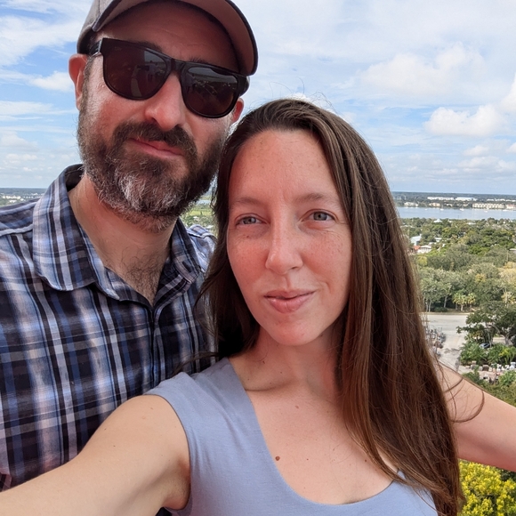 Meet your Posher, Kate - Picture 2 of 2